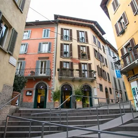 Iseolakerental - Casa Lu *