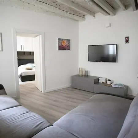 Iseolakerental - Casa Lu 公寓 *